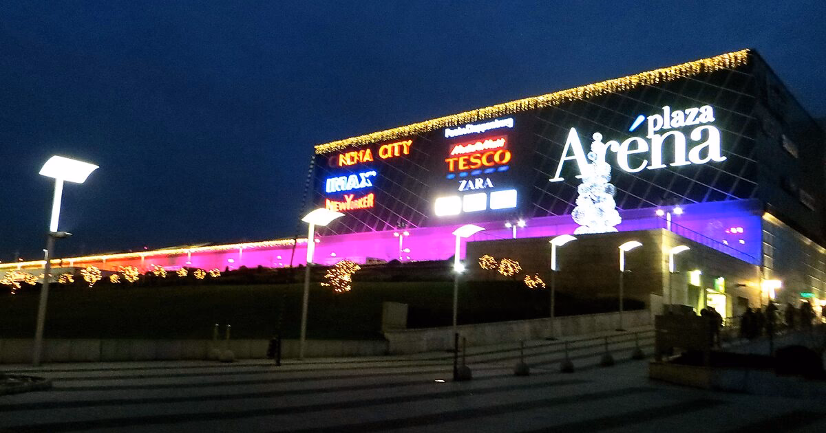 What brands are in the Arena Mall Budapest?