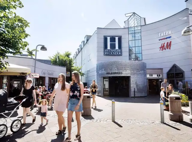 Hvad tid lukker normalt i Helsingør?