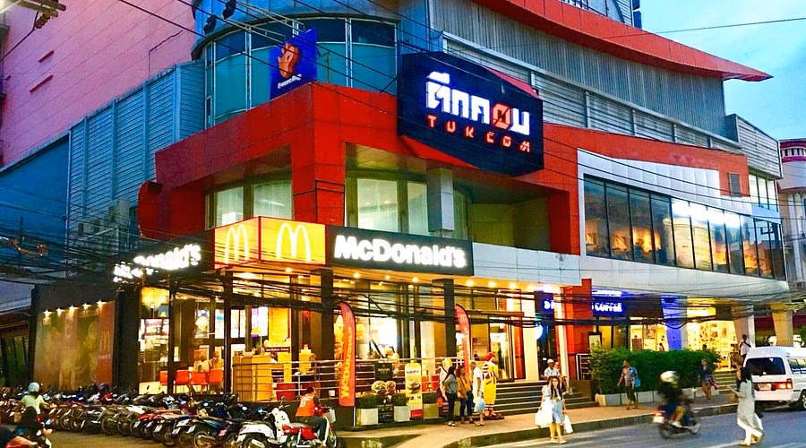 Where is the red light district in Pattaya?